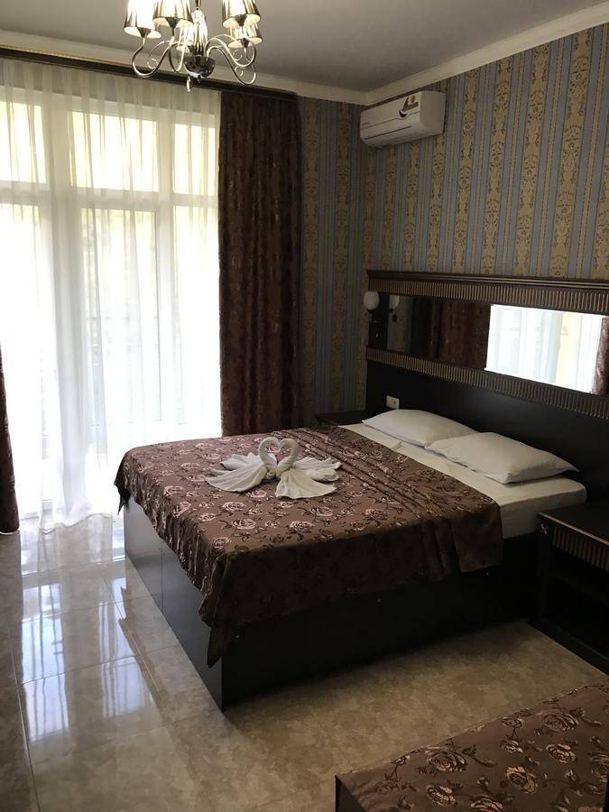 Hotel Danelyan Pizunda Esterno foto