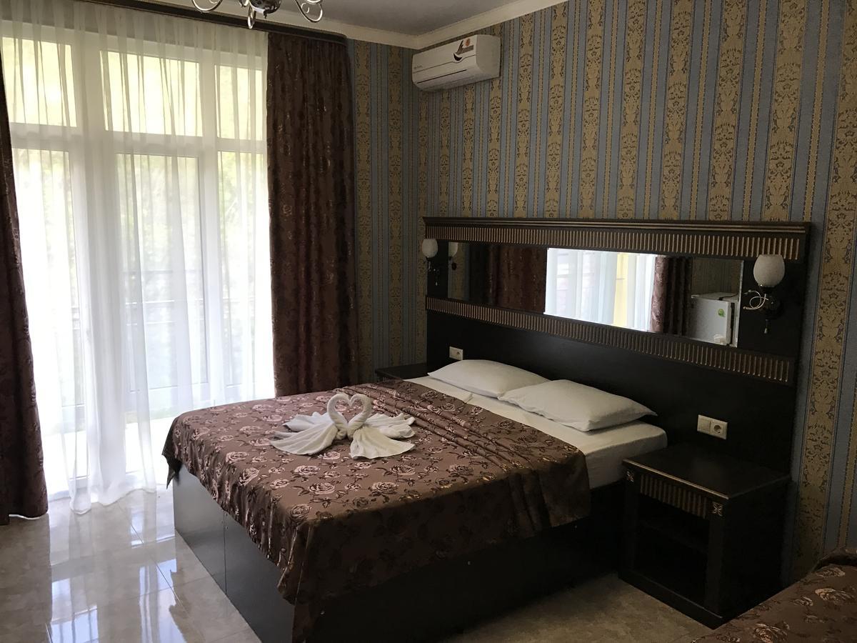 Hotel Danelyan Pizunda Esterno foto