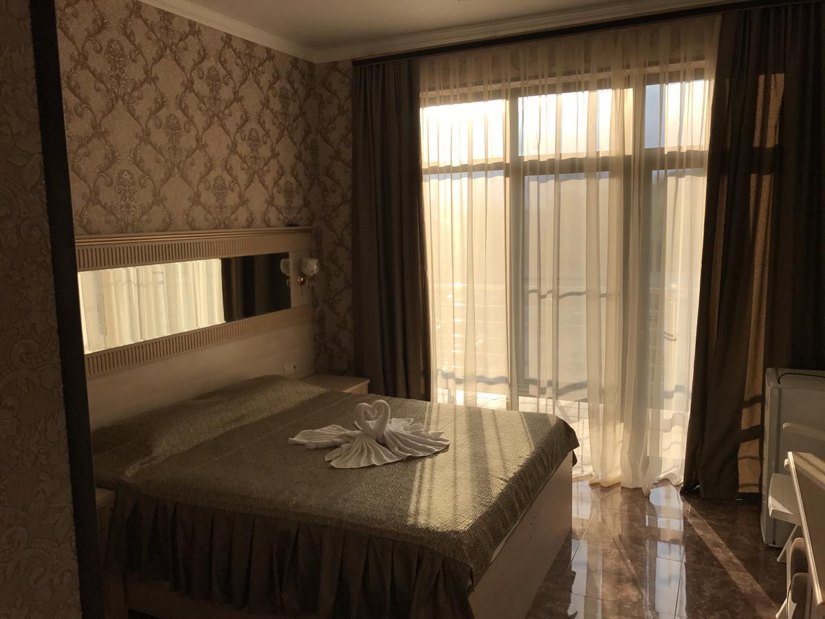 Hotel Danelyan Pizunda Esterno foto