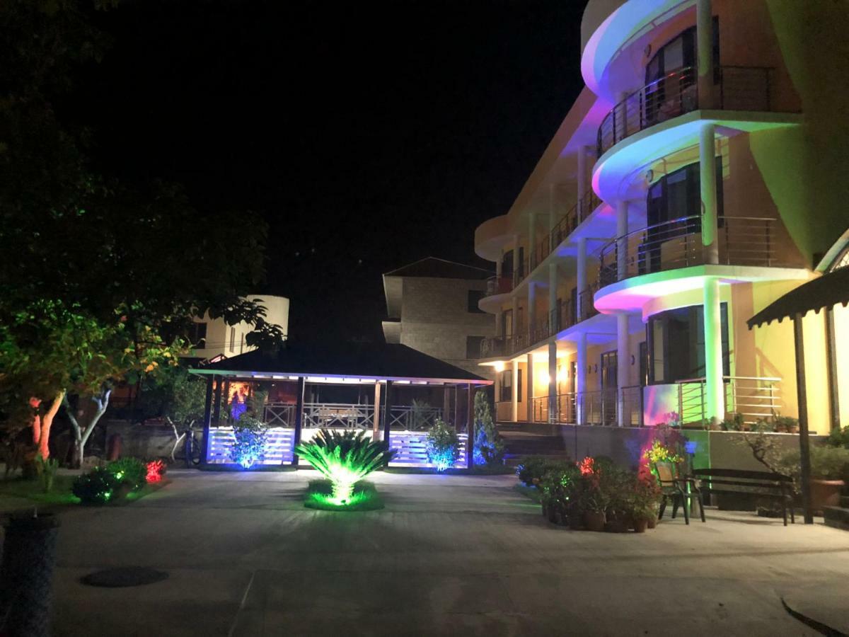 Hotel Danelyan Pizunda Esterno foto